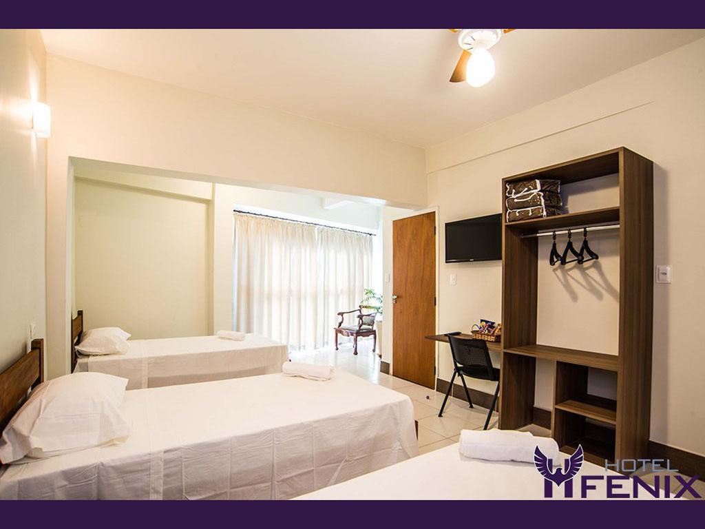 Hotel Fenix Assis Room photo
